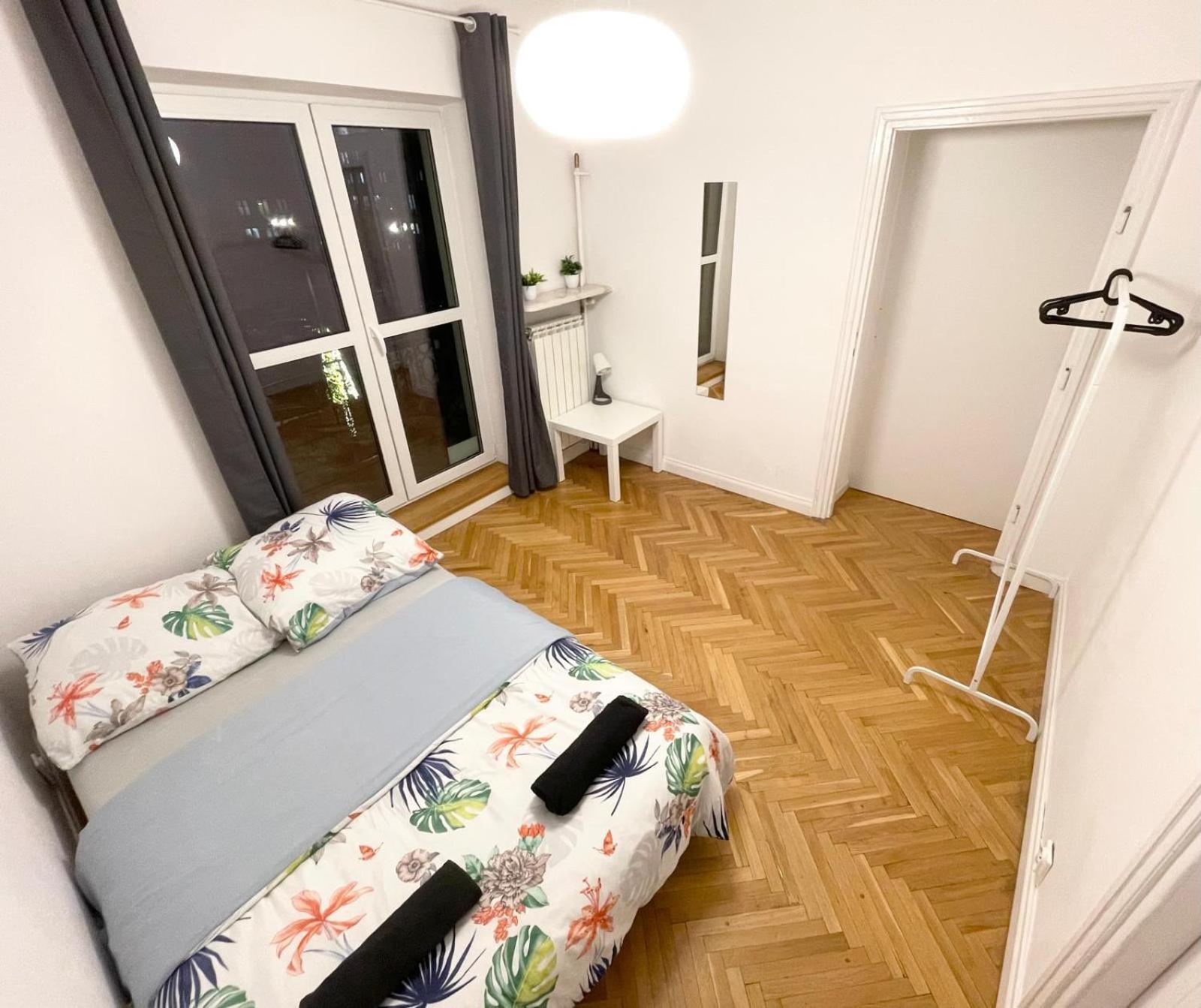 Fantastic Waw - W8 C Butas Warsaw